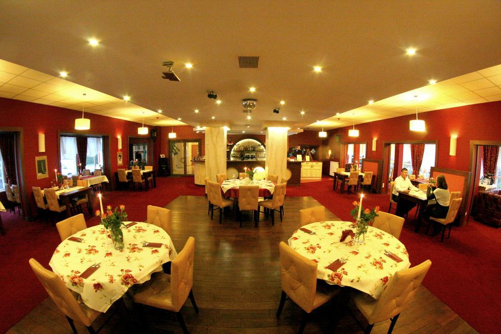 Hotel I Restauracja Złoty Las מראה חיצוני תמונה