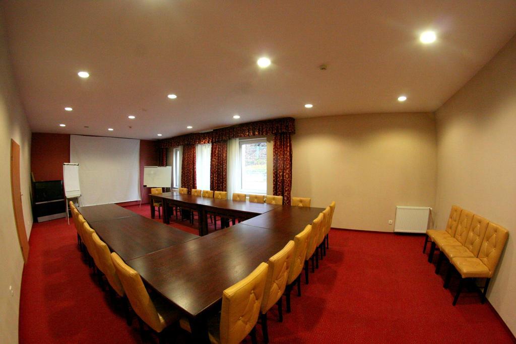 Hotel I Restauracja Złoty Las מראה חיצוני תמונה