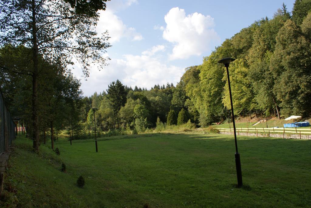 Hotel I Restauracja Złoty Las מראה חיצוני תמונה