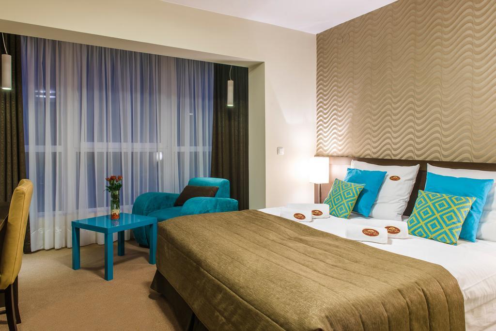 Hotel I Restauracja Złoty Las מראה חיצוני תמונה