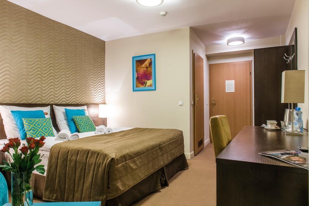 Hotel I Restauracja Złoty Las מראה חיצוני תמונה