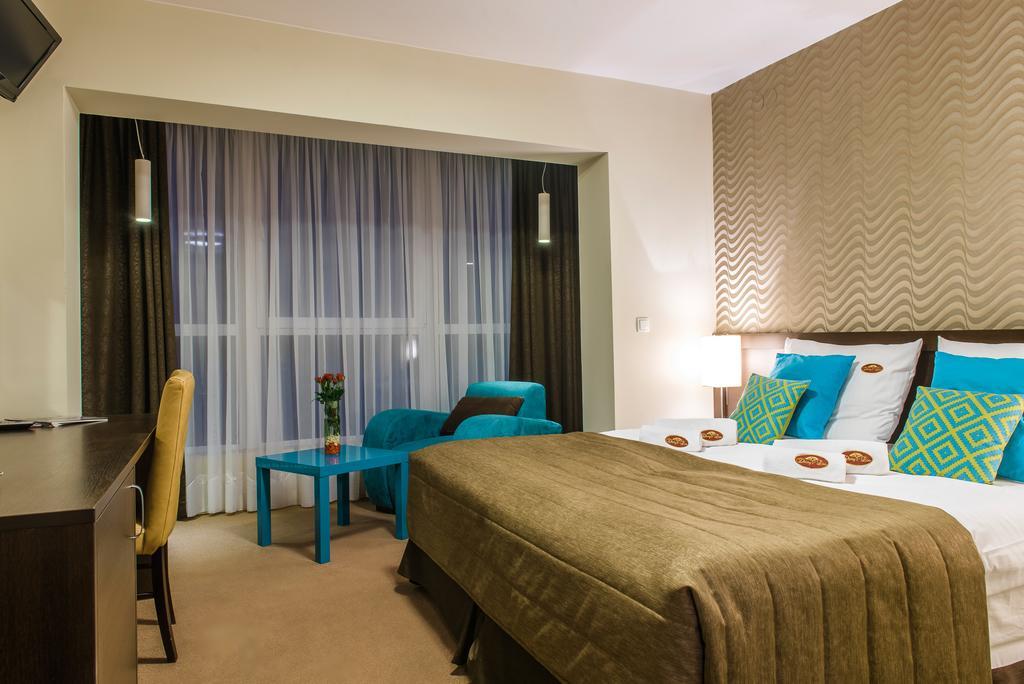 Hotel I Restauracja Złoty Las מראה חיצוני תמונה