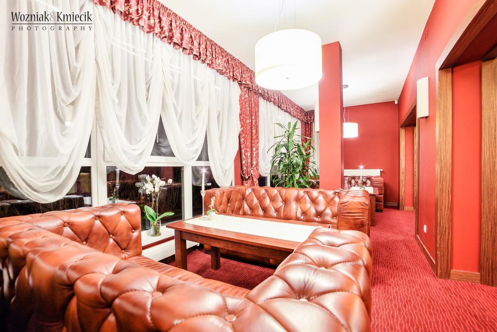 Hotel I Restauracja Złoty Las מראה חיצוני תמונה
