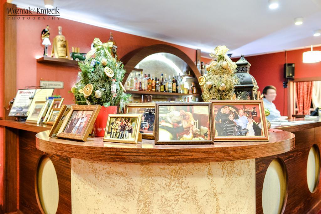 Hotel I Restauracja Złoty Las מראה חיצוני תמונה