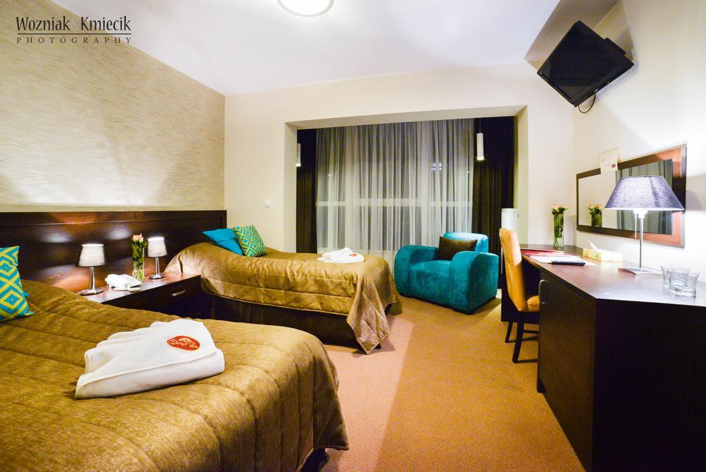 Hotel I Restauracja Złoty Las מראה חיצוני תמונה