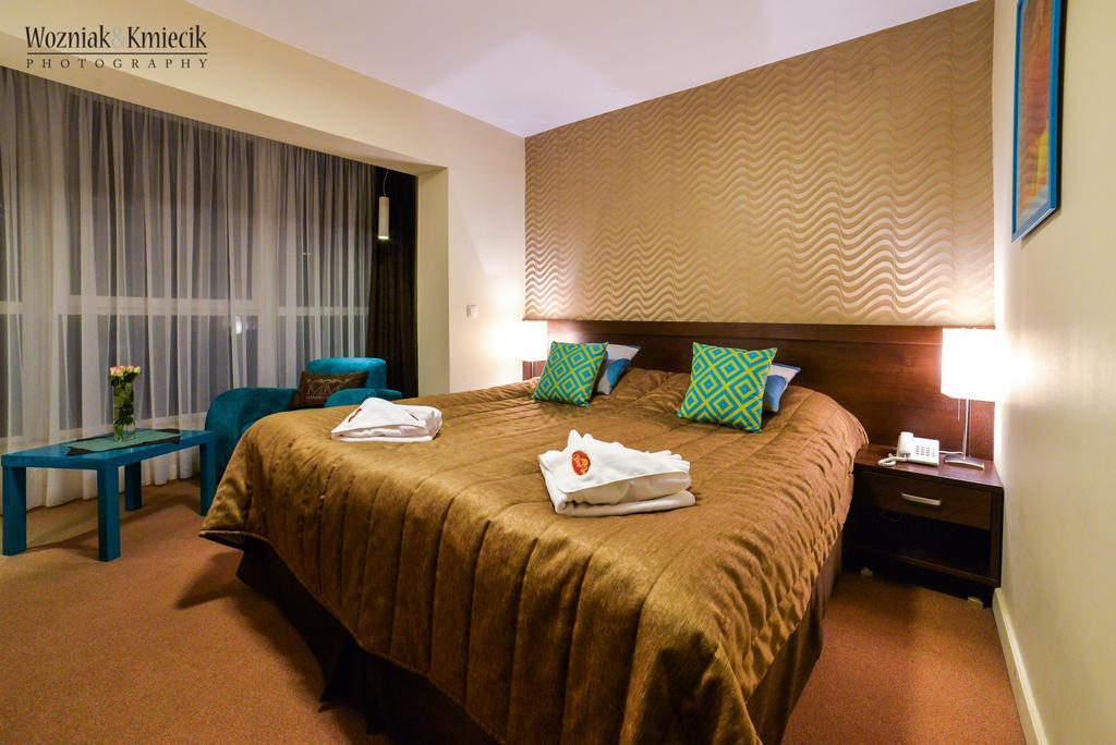 Hotel I Restauracja Złoty Las מראה חיצוני תמונה
